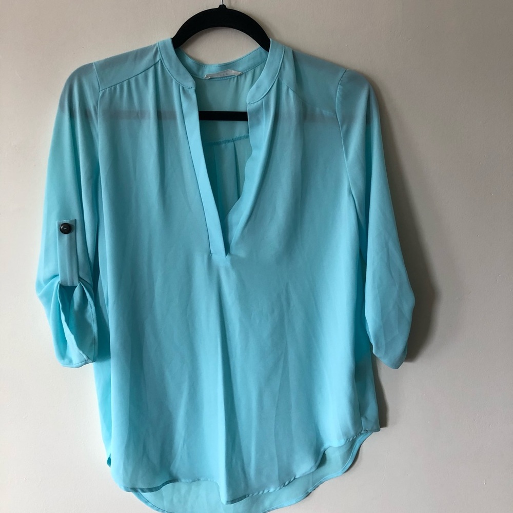Cute baby blue shirt (2/$25 bundle)